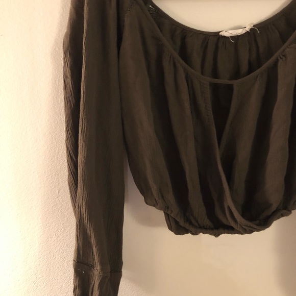 NWOT Nordstrom army green top - Picture 2 of 8